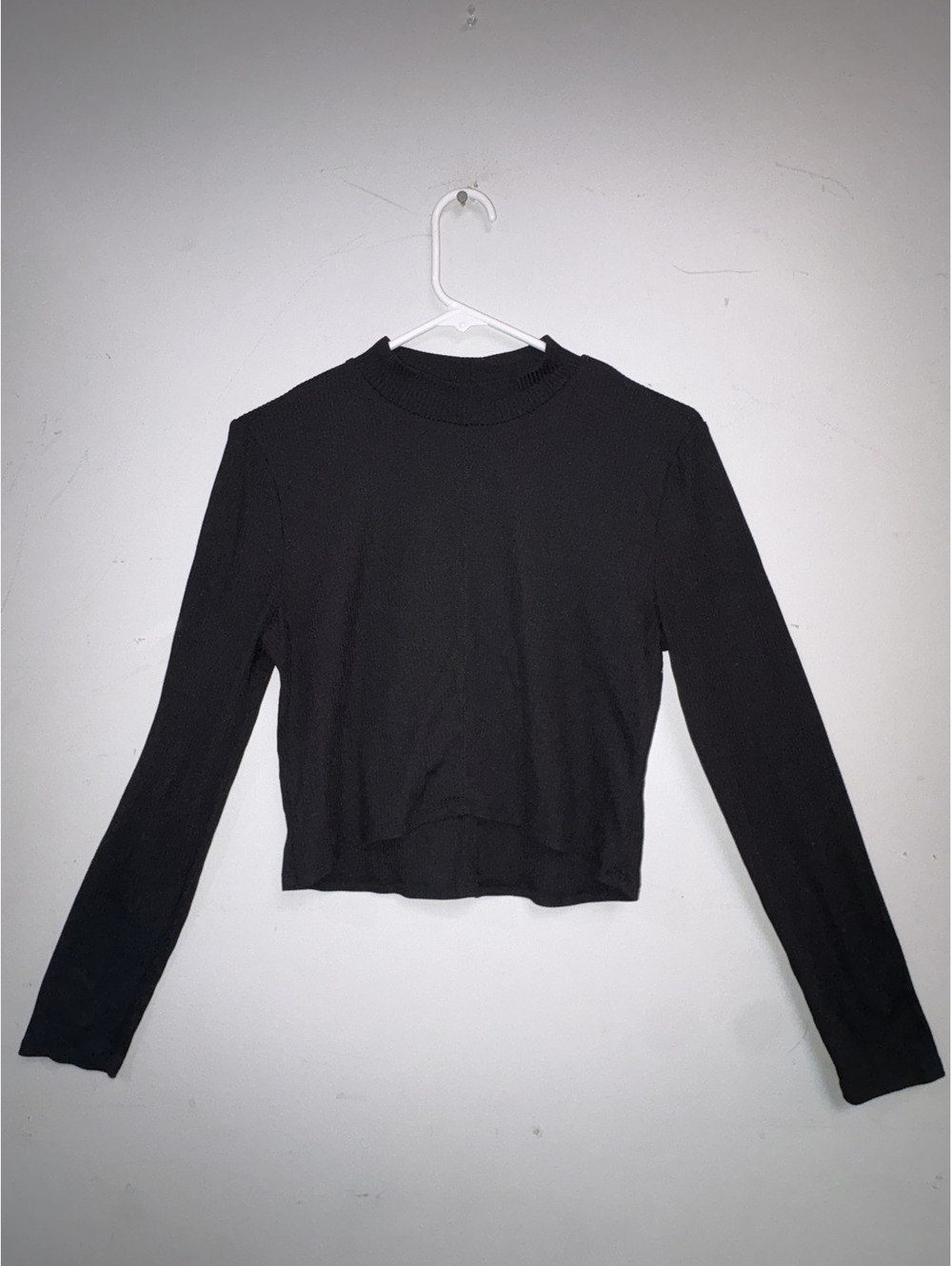 Derek Heart Black Long Sleeve Ribbed Top